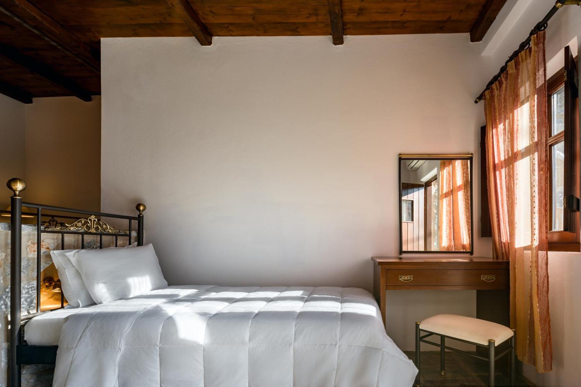 Porto Kale Guesthouse Pórto Káyio Bagian luar foto